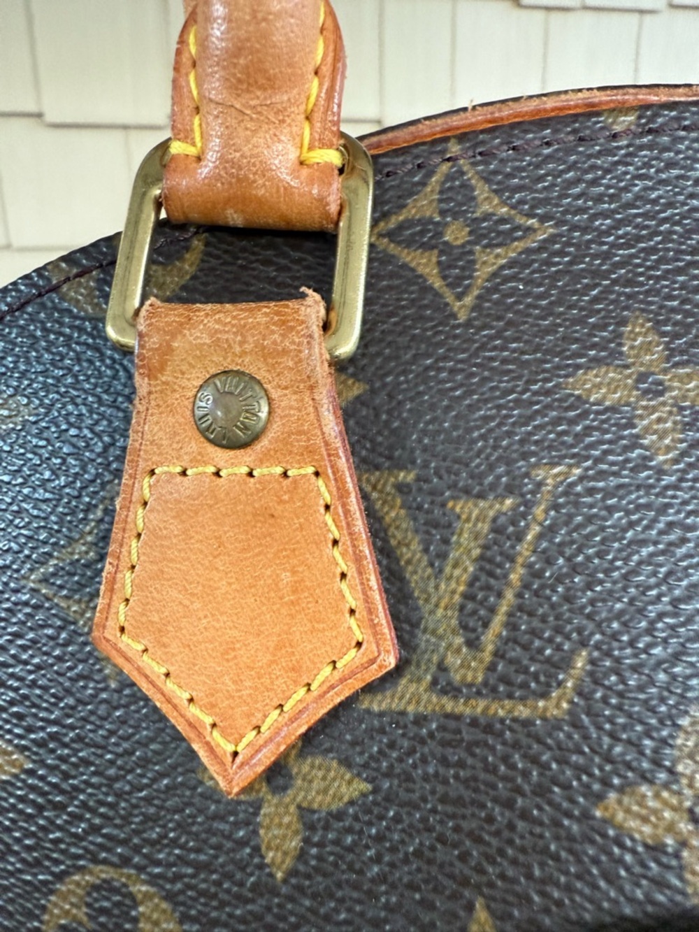 Louis Vuitton Ellipse PM Monogram Canvas Handbag Authentic Clean Interior No Key - Picture 3 of 16